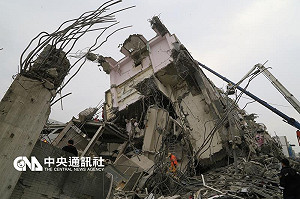 台南成地震重災區 雙北市馳援
