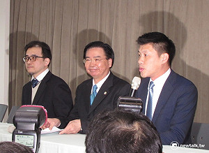 政院提交接草案  綠：人事時程無法搭配