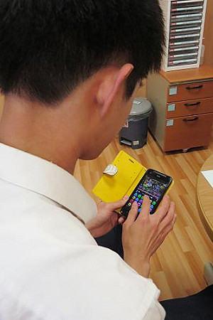 日本網路成癮者低齡化  10到19歲最嚴重