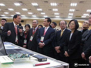 半導體大廠到齊 小英盼組台灣隊打國際盃
