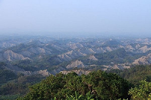 挑戰高雄惡地路跑 10日報名截止