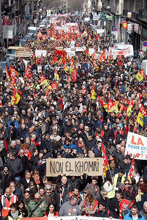 不滿勞動法改革偏右 法國抗議遊行遍地開花