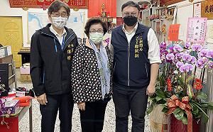 鄭照新拜訪綠營議員 邱素貞要他「別來吵架」