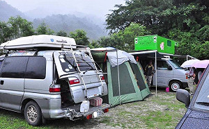 置物箱、車邊帳驗車免拆！公路總局：限「固定式」露營設備