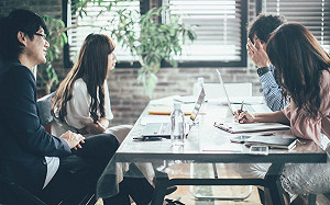 同事打聽你薪水？網教一句機智回應