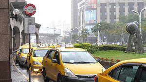 酒後不開車 新北提供酒後代駕服務