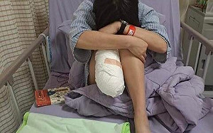 苗栗女孩工傷遭截肢 作品「畫不出笑容」讓網友淚崩