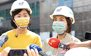 合體周春米 蘇巧慧：女性特質當首長「正當時」