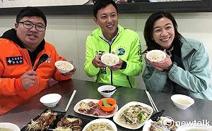 林靜儀蔡易餘鹽水大啖豬頭飯  林靜儀：豬頭其實很好用