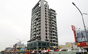 0206震災倒塌維冠大樓重建  更名「出雲居」謝土完工落成