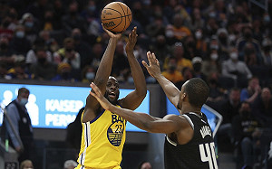 嘴綠：Barnes不邀請我去他的婚禮