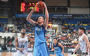 塞瑟夫：擔心在烏克蘭的家人安危