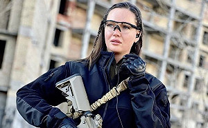 烏克蘭選美皇后將親上戰場護家園  籲烏克蘭國民挺國防