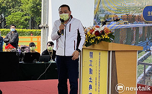 侯友宜點名彭振聲讚「很拚」 柯文哲笑回：選高雄好了