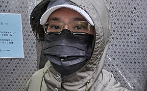 遭酸「掛布條」沒用！486先生捐300萬幫助烏克蘭 反嗆：當然有用