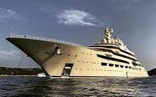 168億超級遊艇被沒收、英超冠軍足球隊遭逼賣 這些俄國大亨都因戰爭「中槍」