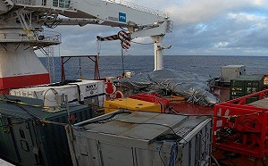 F-35C撈起來了！墜入南海37天 近3800公尺海床上尋獲