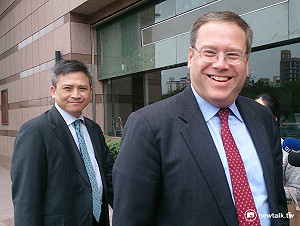 美國務院經濟助卿見小英 被問TPP笑而不答