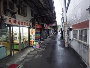 太平商場將拆除 旗山大溝頂住戶抗議