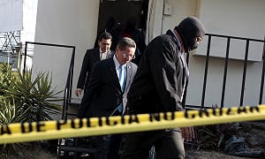 自摘招牌引注意 莫薩克事務所遭薩爾瓦多查抄