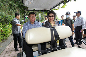 探視陳水扁 柯P盼用政治智慧處理特赦