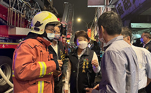台中興中街大火已知6人死亡 盧秀燕趕赴現場