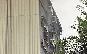 台中興中街火警 頂樓確定是違建