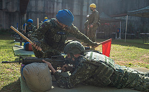 台中軍方打靶疑擊中廢輪胎釀火災 航特部回應了