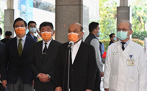 柯文哲指台電專業被政治扭曲 蘇貞昌：台電備極辛苦