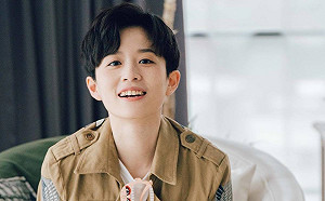 脖子被「種草莓」？HOOK私訊被灌爆 親上火線回應了…