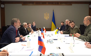 親赴戰區力挺 波蘭副總理：北約應在烏克蘭展開「維和行動」