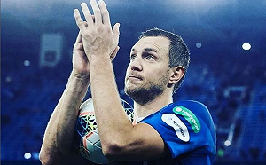 俄羅斯足球隊長拒國家隊徵召：局勢困難的烏克蘭有家人