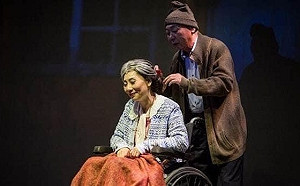 舞台劇《接送情》屆滿2週年 郎祖筠：兩年前就發現顧寶明手抖