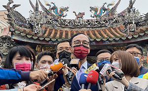 「藍白合」高雄換台北？ 朱立倫喊話：不要透過媒體放話