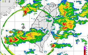雷達回波驚見「神秘大圓」罩台！鄭明典揭原因