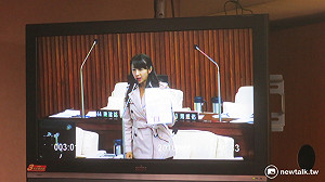 市府養網軍散謠言？ 藍綠議員要求柯Ｐ說明