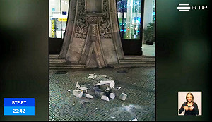 自拍客闖禍  葡萄牙126年國王雕像古蹟全毀