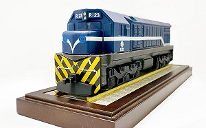 鐵道迷快收藏！藍皮解憂號陳年高粱明起開賣