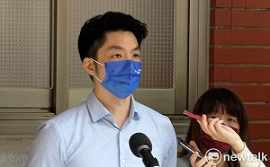 無罩跑攤自打臉 蔣萬安出面認錯：向所有國民致歉