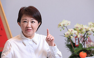 盧秀燕民調快超越侯友宜 學者研判成藍軍最強母雞