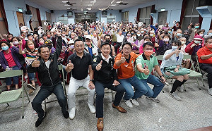 林志誠辦座談會大爆場 政壇前輩站台力挺高雄「最強新人」