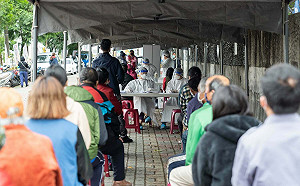 台東初鹿快篩308人「10人陽性」緊急送醫PCR確認