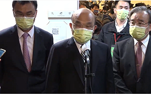 強調第三劑疫苗的重要 蘇揆：比較高危險群都應該趕快打疫苗