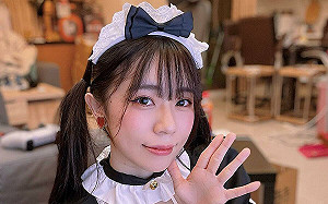 實況主赤鬼伯伯扮性感女僕 打掃浴廁福利角度大放送