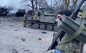 今年是4倍！烏克蘭1打3俄戰車 意外變忍術坦克倍增術