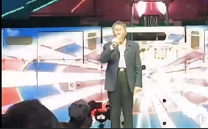 柯文哲脫口罩唱歌 衛生局要開罰、最高恐罰1.5萬