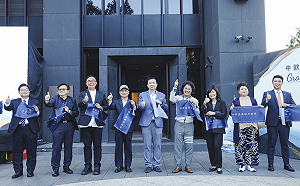 新海洋休憩生活！亞果遊艇首家中區經銷商開幕