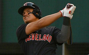 台灣第一人 張育成連2年開幕戰先發