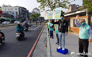 民眾黨嘉義市議員擬參選人今起路口拜票 為期兩個月