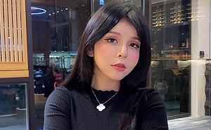 大送粉絲福利！「暗黑李毓芬」辣曬瘋狂扭臀片 網嗨：太會扭了